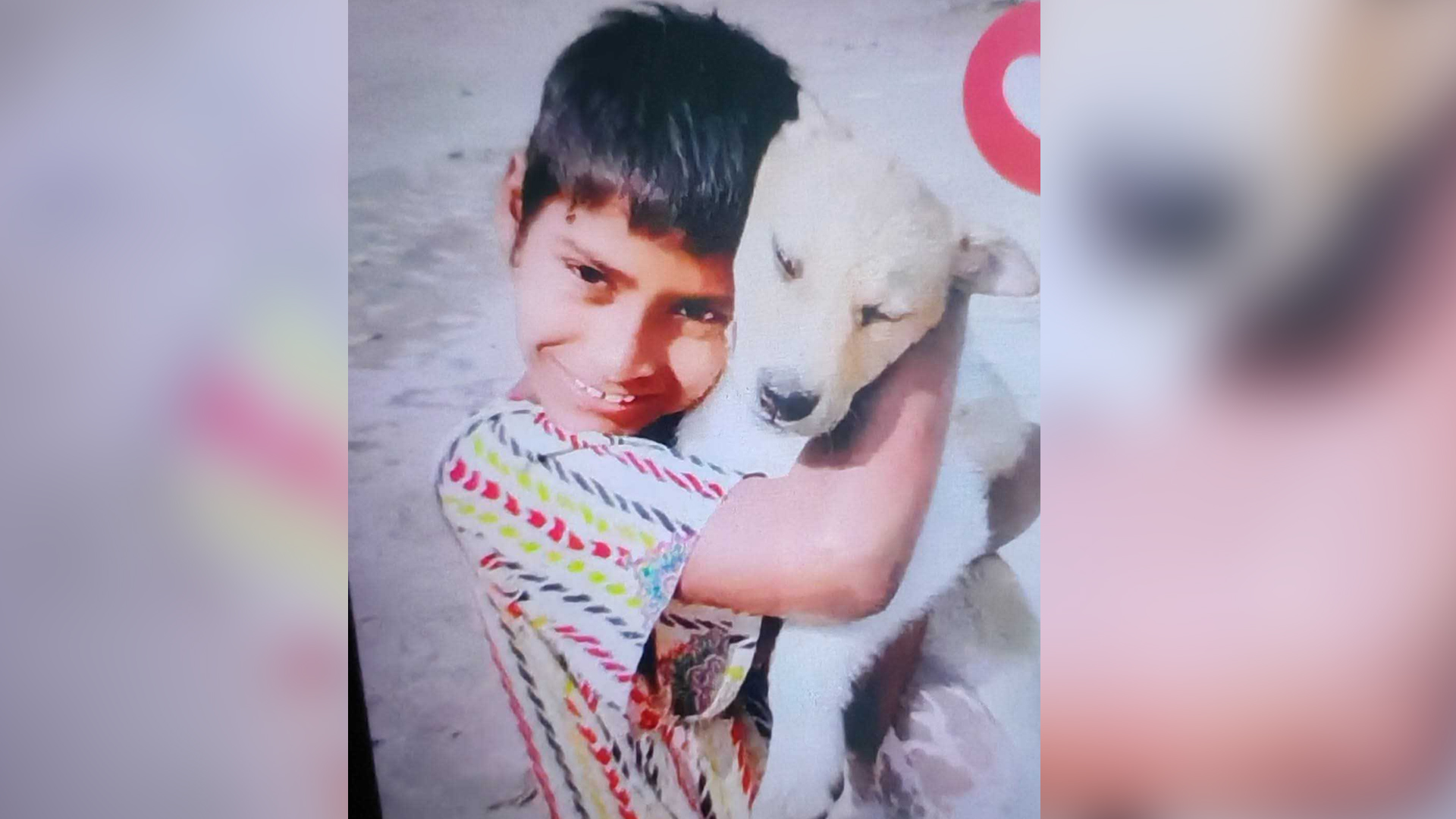 খান জাহান আলীর মাজারের পুকুর থেকে শিশু ফাতেমাকে নিয়ে গেল কুমির