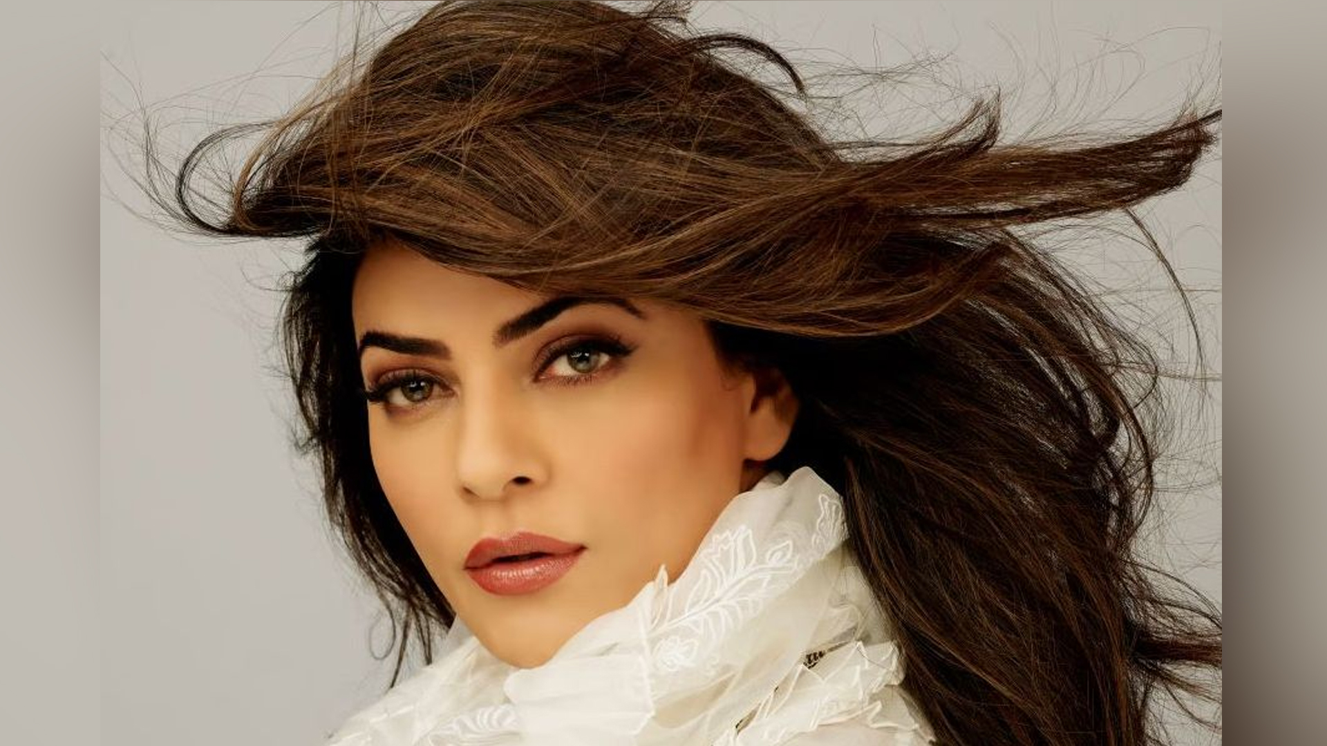 সাহস আর অনুপ্রেরণার প্রতীক সুস্মিতা সেন