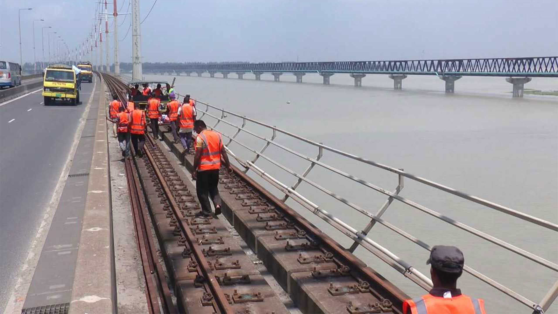 It uslubidagi semiz eshaklarning porno videolari