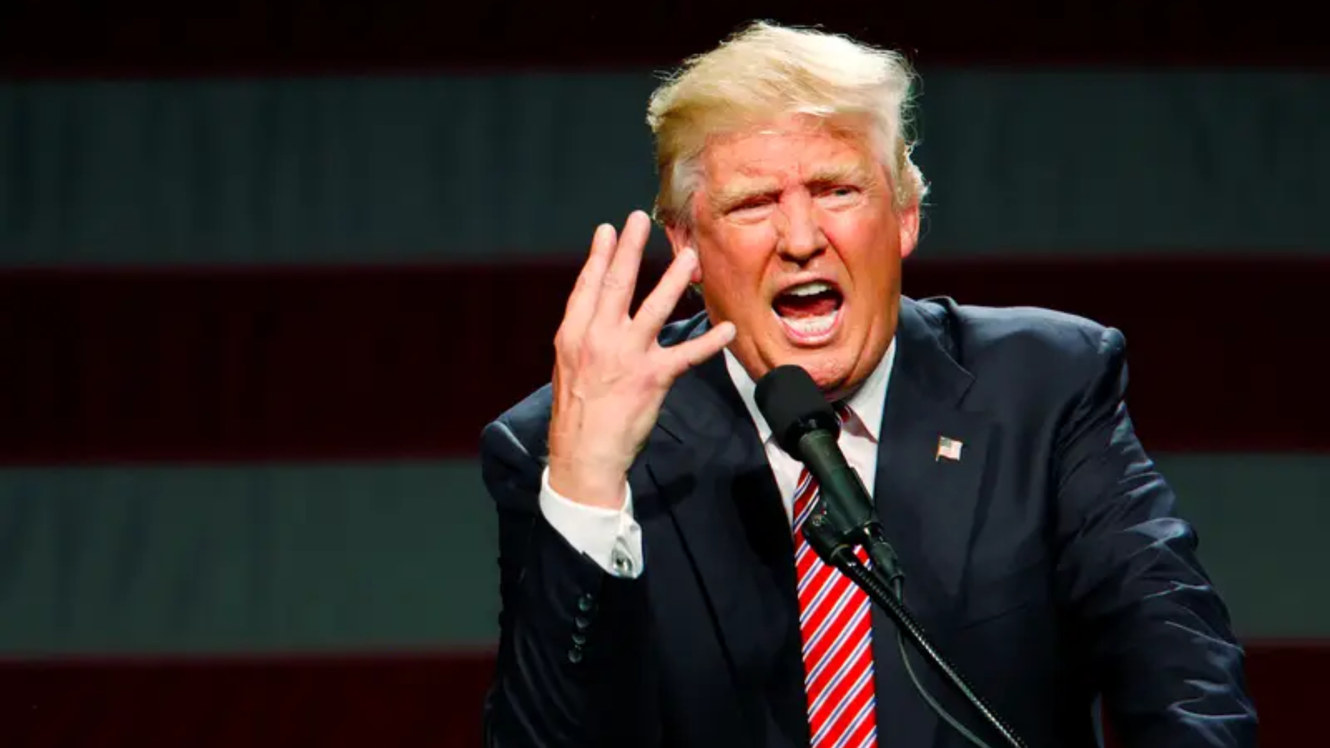 ইরানে পারমাণবিক হামলা হবে কিনা– প্রশ্ন শুনে ক্ষেপে গেলেন ট্রাম্প