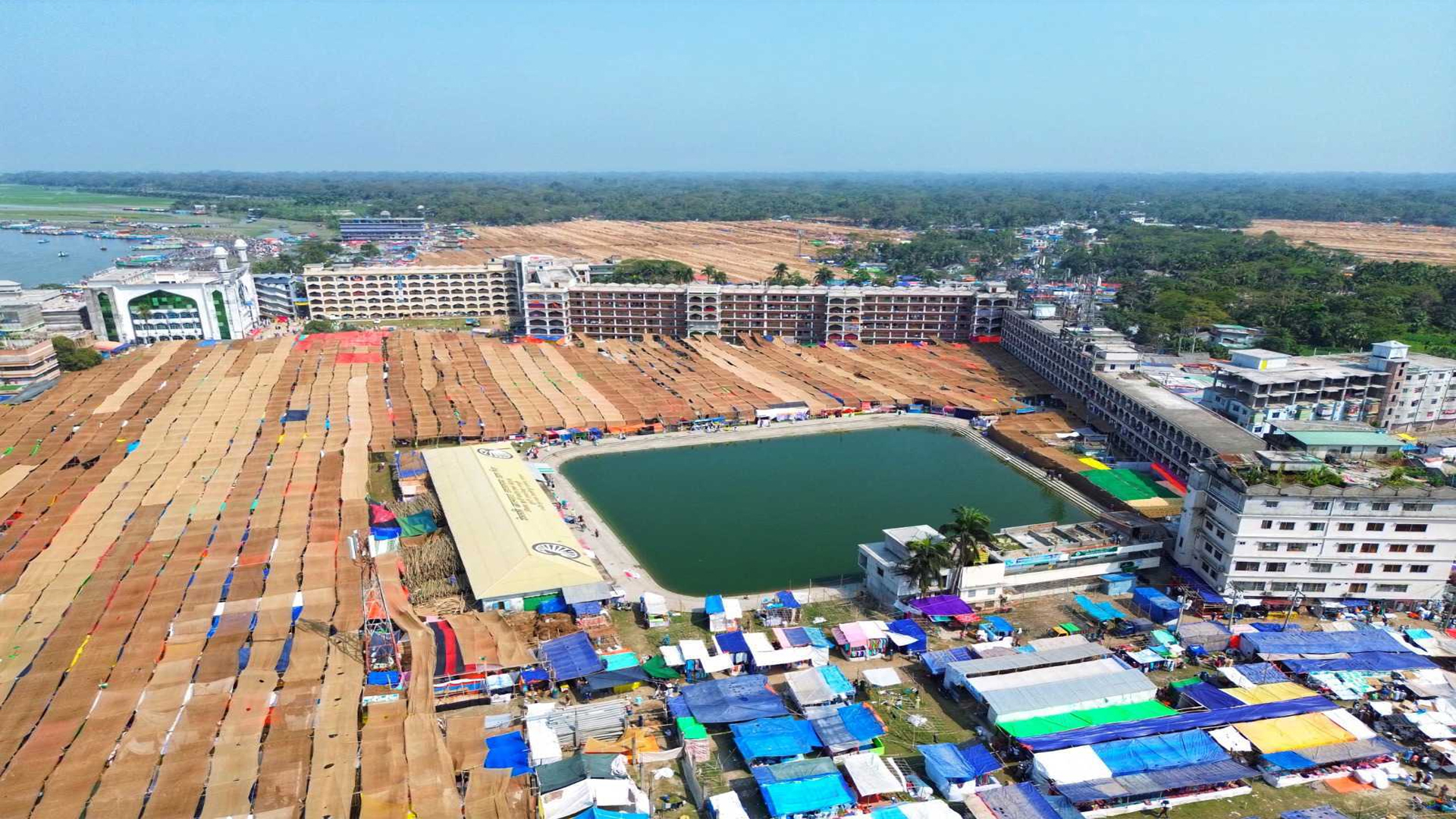 চরমোনাই মাহফিল শুরু