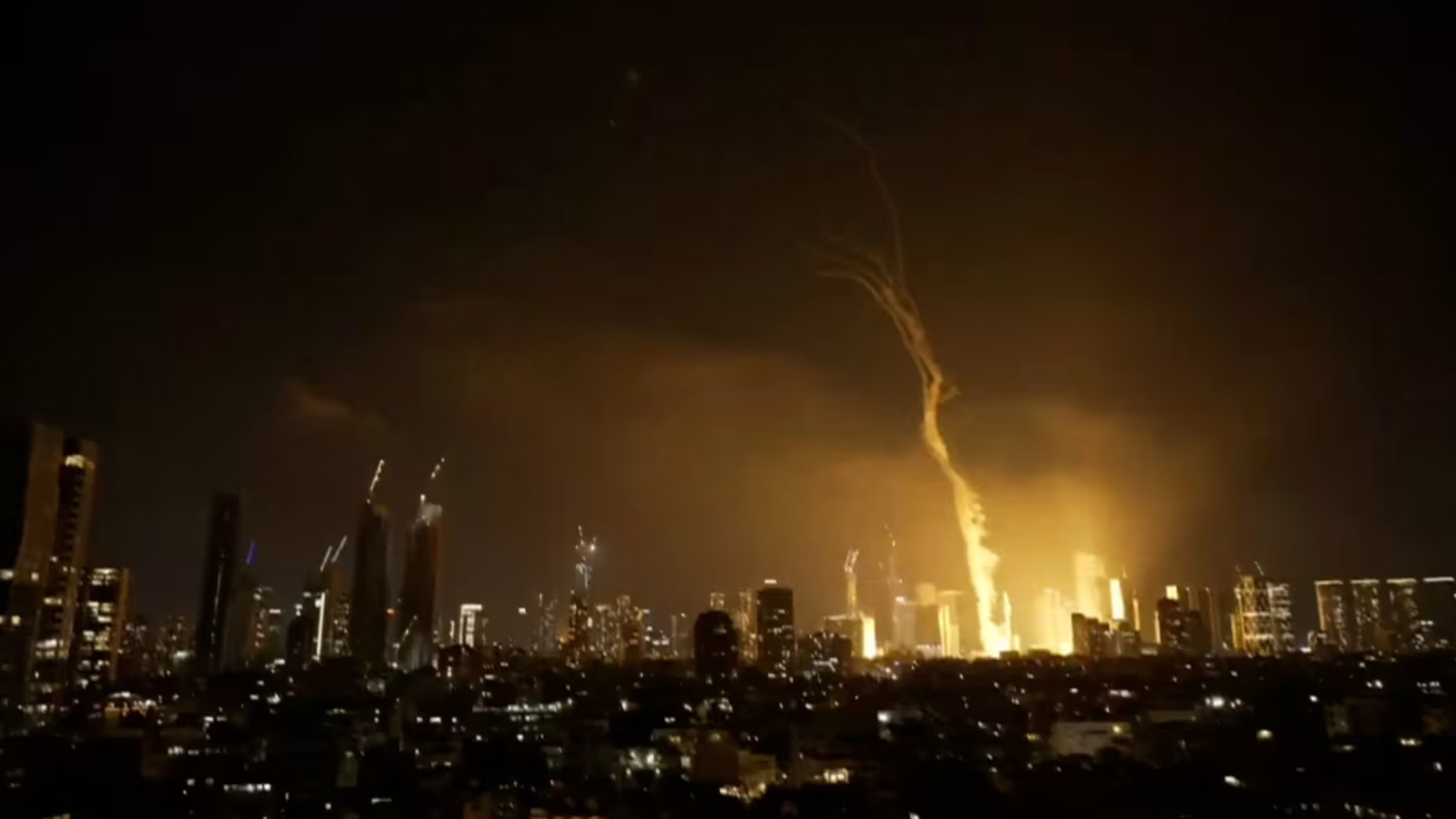 এবার ইসরাইলের পেট্রোকেমিক্যাল স্থাপনায় ইরানের হামলা