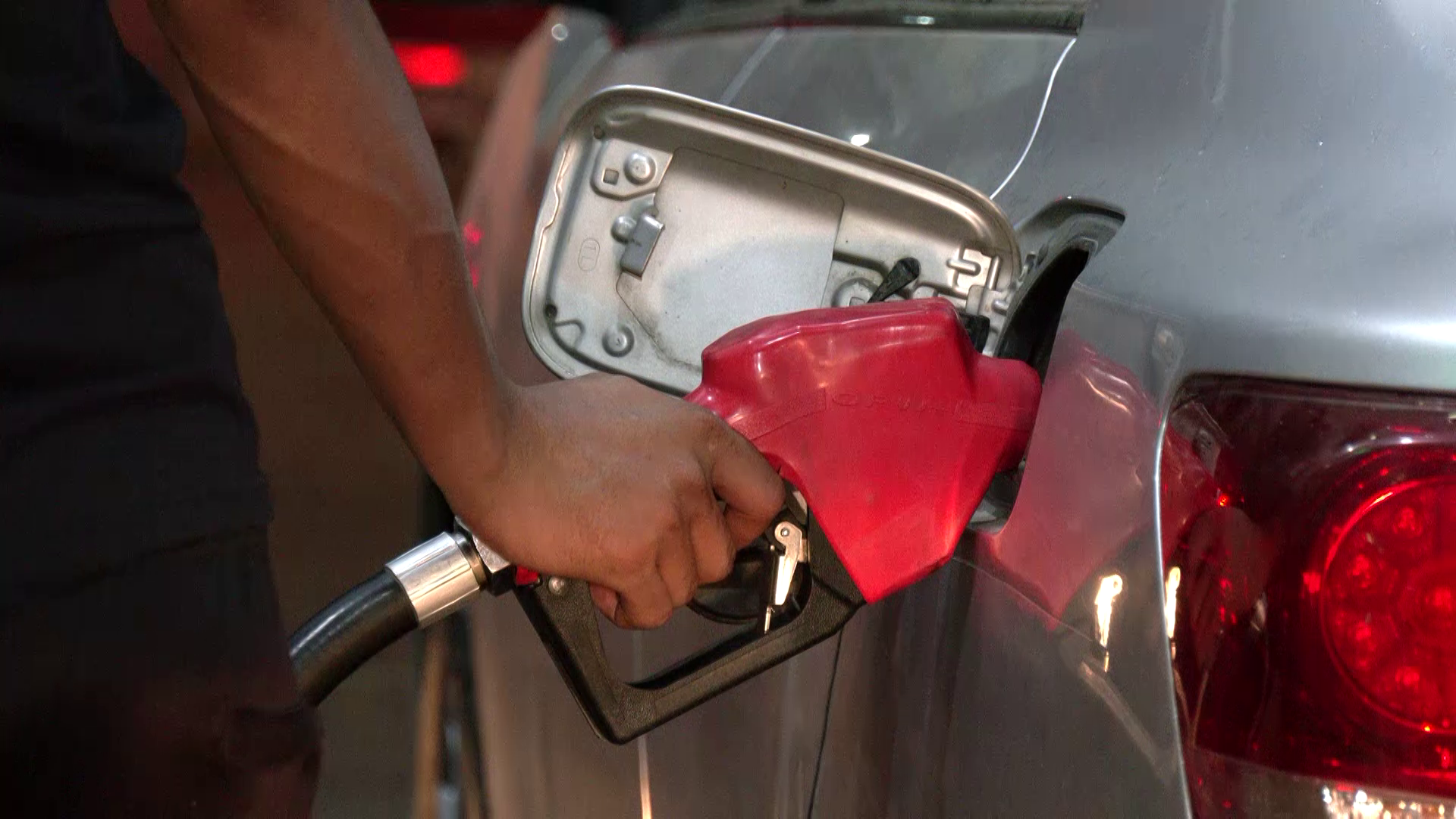 দেশে কোন জ্বালানির দাম কত?