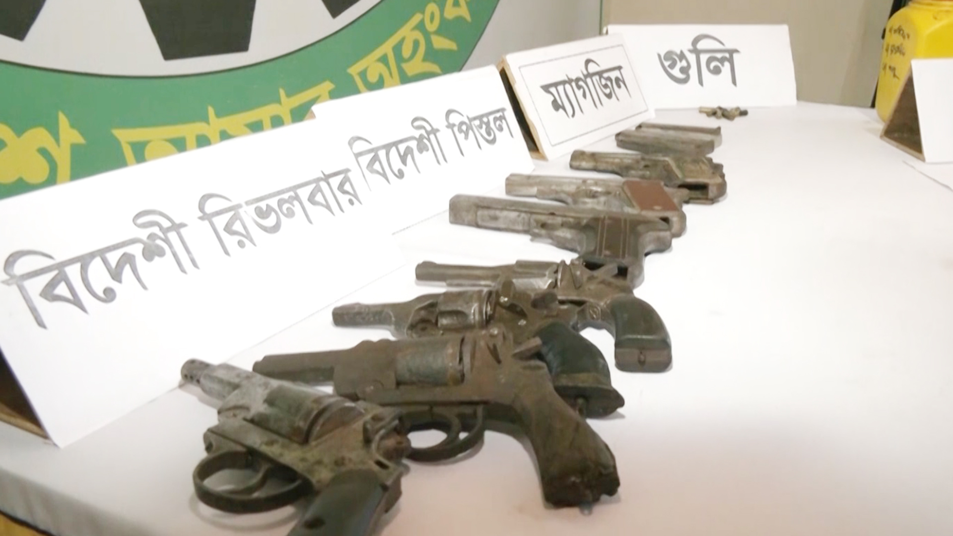 Katta eshak porno etuk ayol