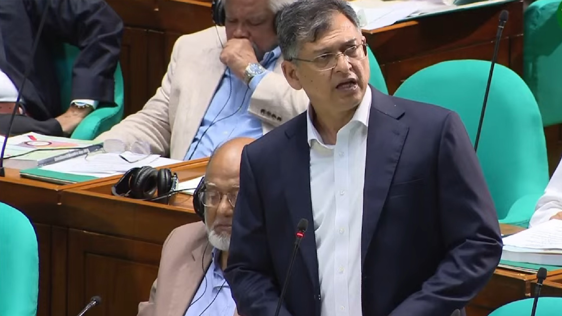 প্রধানমন্ত্রীর অনুপস্থিতিতে যে দায়িত্ব পালন করবেন স্বরাষ্ট্রমন্ত্রী