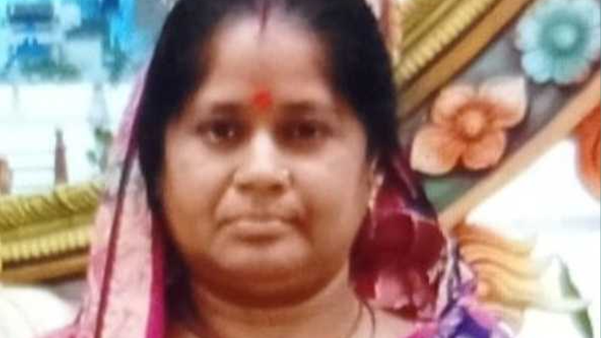 দোকান বন্ধ করে আর বাসায় ফেরেননি বিথীকা, পুকুরে ভাসছিল মরদেহ