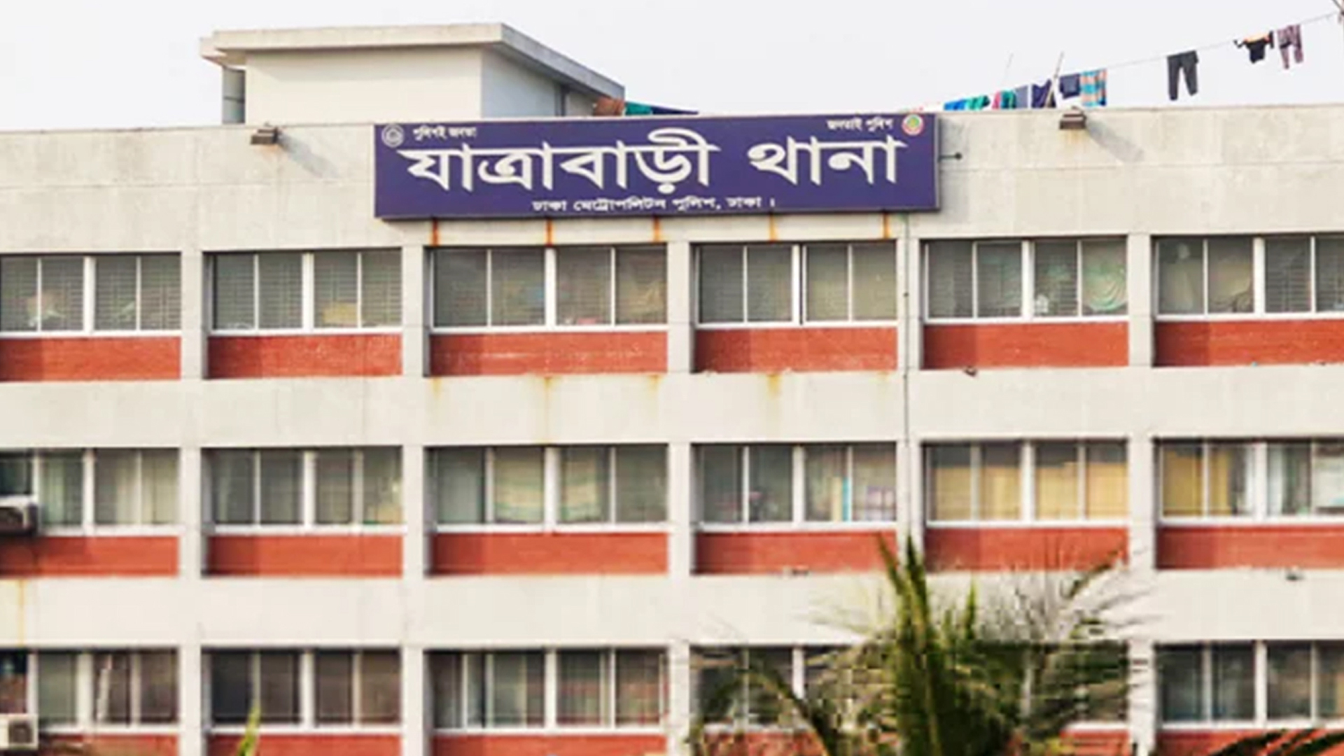 ‘ভাবি মাফ করে দিয়েন’ বলেই এলোপাতাড়ি কোপাতে শুরু করেন রাজমিস্ত্রি মুসা