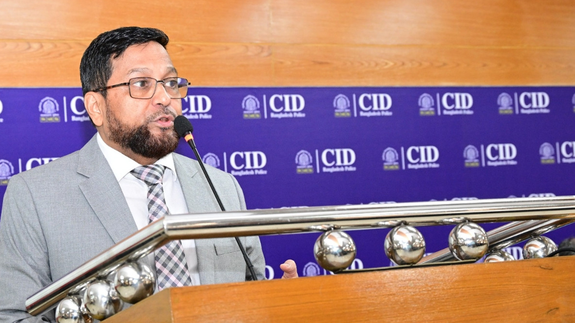 সিআইডি প্রধানের দায়িত্ব নিলেন অতিরিক্ত আইজিপি মোসলেহ্ উদ্দিন