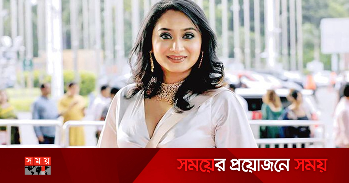 Videoda kochada otayotganlar oldida jinsiy aloqa