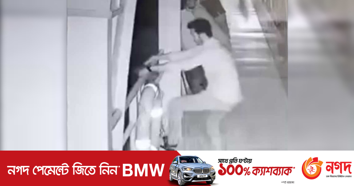 লঞ্চ থেকে মেঘনায় ঝাঁপ দিলেন যুবক | বাংলাদেশ লঞ্চ থেকে মেঘনায় ঝাঁপ দিলেন যুবক | বাংলাদেশ