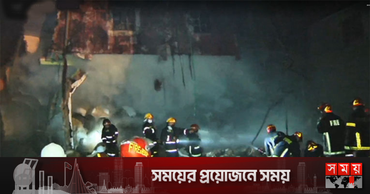 চট্টগ্রামে কারখানায় সিলিন্ডার বিস্ফোরণ, ধসে পড়েছে ৪ তলা ভবন | বাংলাদেশ