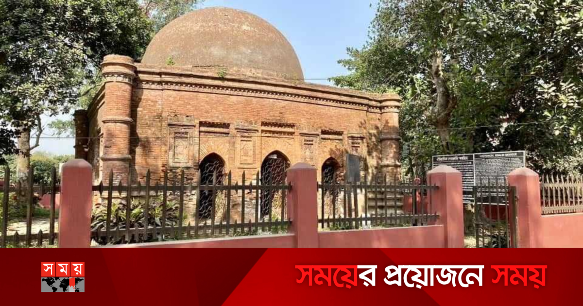 Eshaklar va qora tanli ayollarning fotosuratlari Bokira qiz bilan jinsiy aloqa